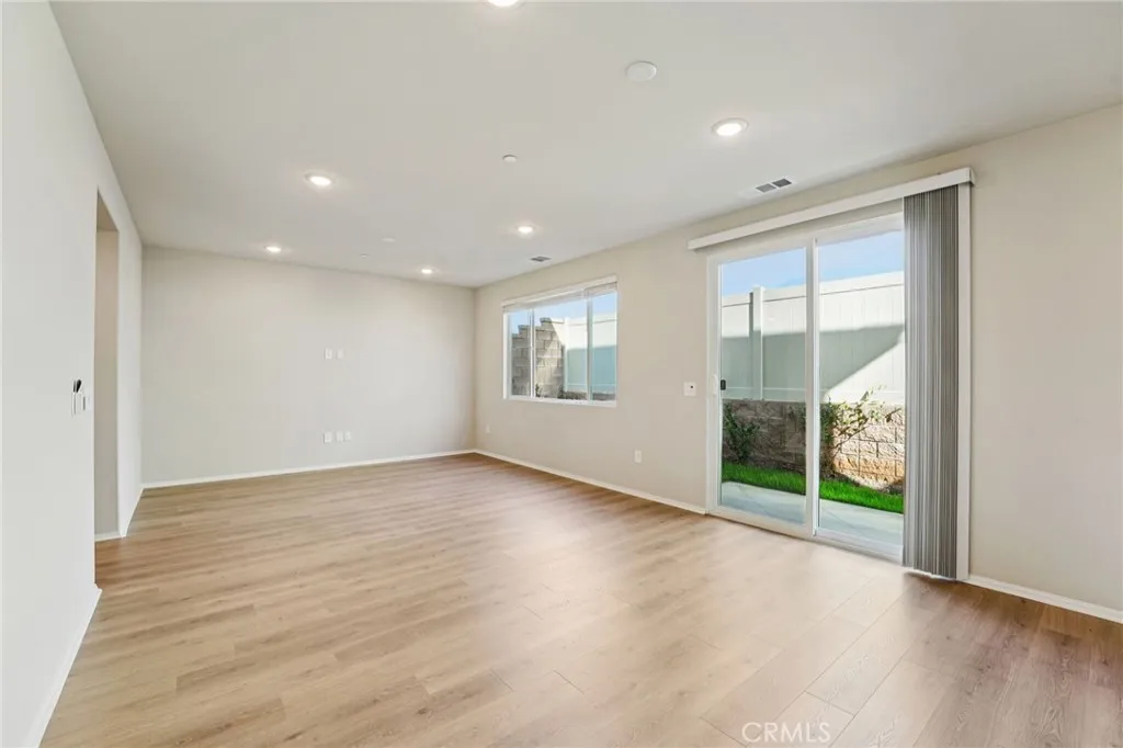 1114 Tropic Court, Redlands, California 92374 home-pic-2